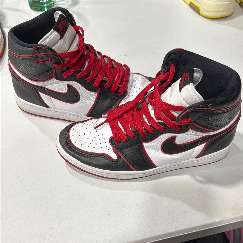 Air 1 Jordan Retro High OG bloodline